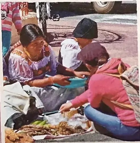 Fotografía de mujeres de Chibuleo en Ambato, Ecuador.