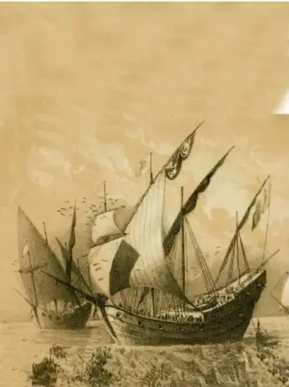 Grabado de un galeón o carabela española navegando con las velas desplegadas, rodeado de aves marinas.