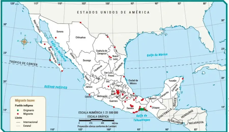 Mapa titulado "Ubicación originaria de los huaves y lugares de migración": mapa de México con zona originaria verde en el istmo de Tehuantepec (Oaxaca) y puntos rojos de migración en varias entidades; leyenda, escala numérica 1:21 500 000 y proyección cónica conforme de Lambert. Fuente: José Luis Palafox, Tlamatini, México.