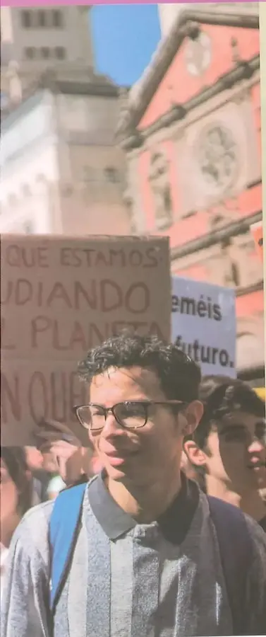 Figura 1 de Estudios Sociales 8° · 2025