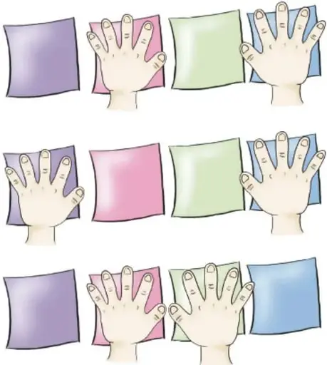 Tres filas de cuatro hojas de papel (morada, rosa, verde y azul) con manos de niños apoyadas sobre ellas, mostrando combinaciones distintas: en la primera fila, manos sobre rosa y azul; en la segunda, sobre morada y azul; en la tercera, sobre rosa y verde.